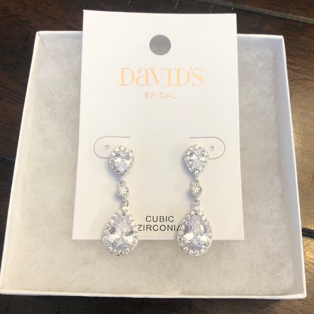 Brand New David’s Bridal earrings! Never worn